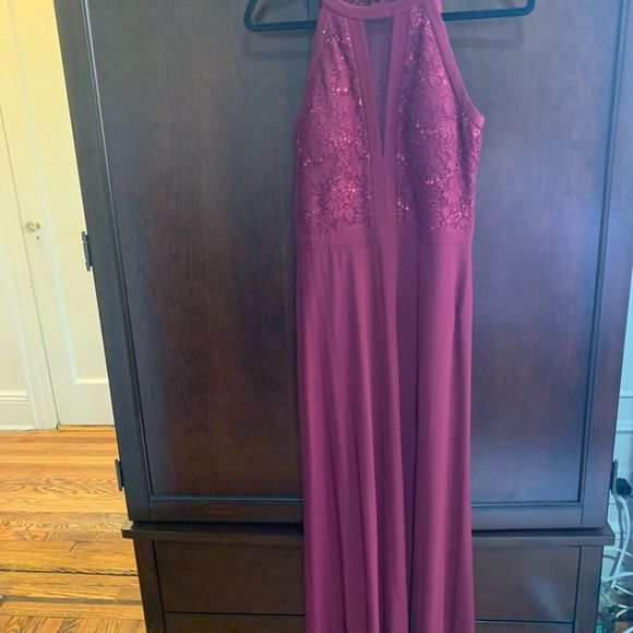 MERLOT HALTER LACE DRESS W/ ILLUSION CUT - Picture 1 of 10